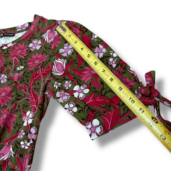 Zara Green Pink Floral Puff Sleeve Stretch Top – Size Small - Picture 6 of 8